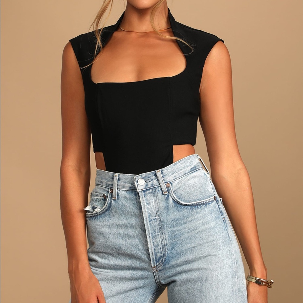 Lulu’s Plenty to Love Black Square Neck Sleeveless Cutout Bodysuit
